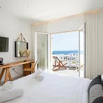 The George Mykonos 호텔 4*