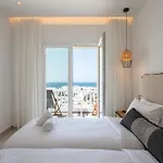 The George Mykonos 4*