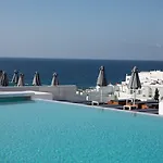 The George Mykonos