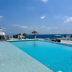 The George Mykonos