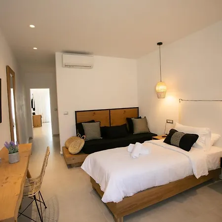 The George Mykonos Hotel
