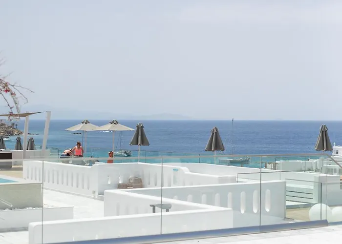 The George Mykonos מלון פלאטיס יאלוס