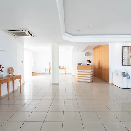 The George Mykonos