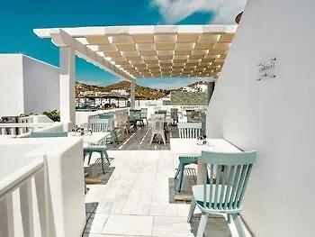 The George Mykonos