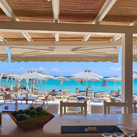 The George Mykonos Szálloda