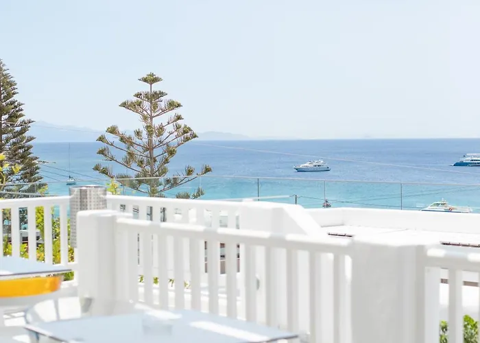 The George Mykonos Hotell 4*