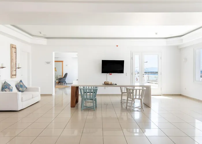 酒店 The George Mykonos 4*