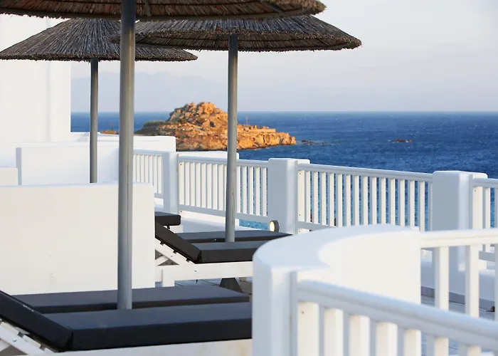 The George Mykonos 4*