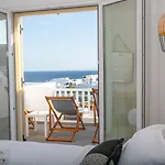 The George Mykonos Отель Платис Ялос