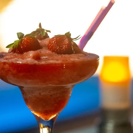 Szálloda The George Mykonos 4*